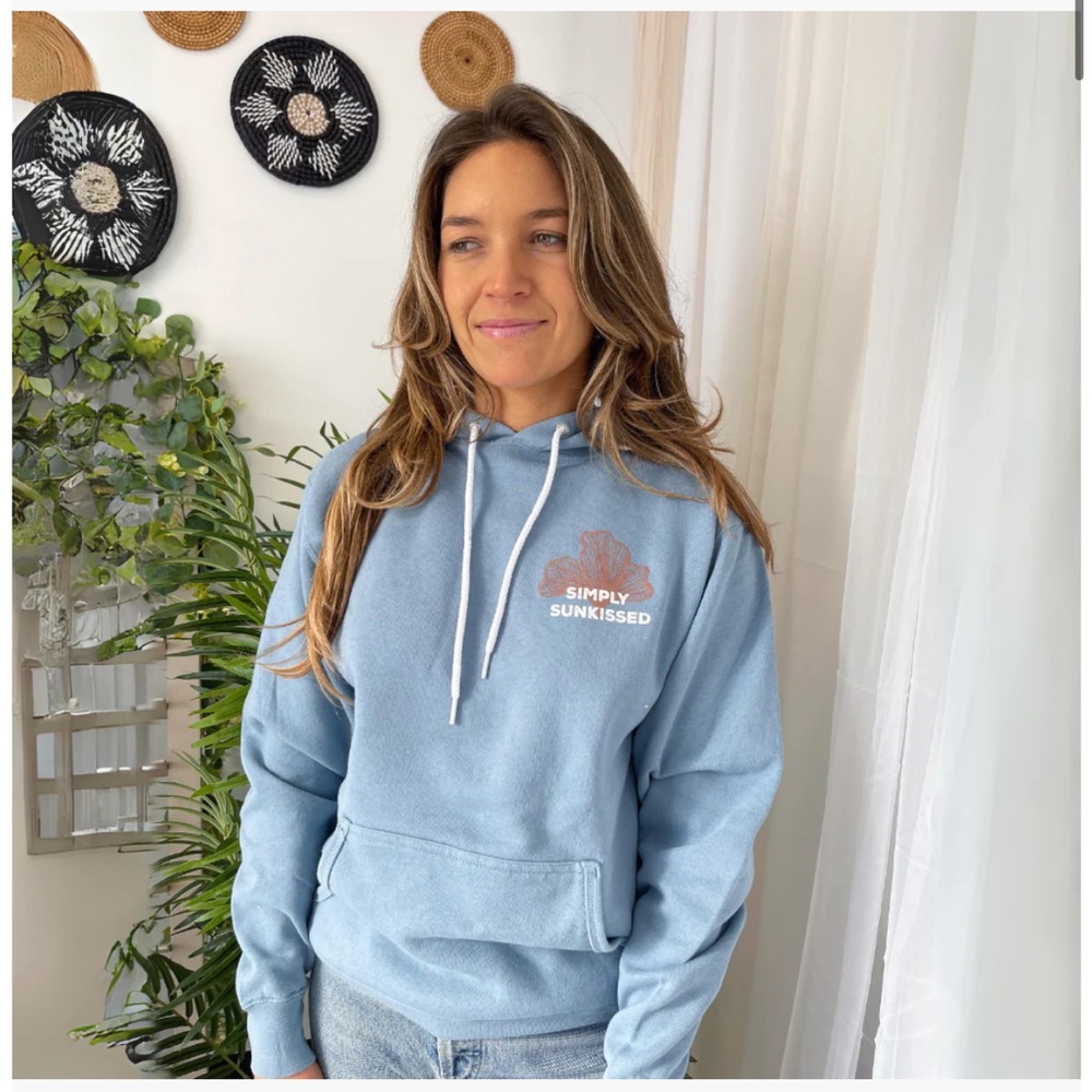 NWOT Beachly Simply Sunkissed Hoodie - Azure
